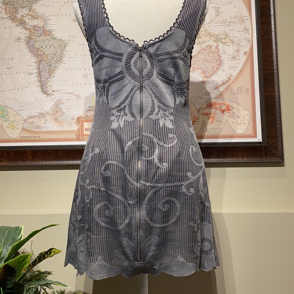 FREE PEOPLE Nearly famous shift dress - Picture 16 of 16